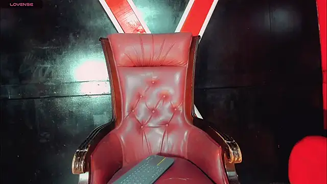 Britany montiel online show from October 15, 2025, 7:22 pm