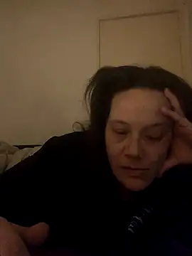 zeousseelphie online show from March 28, 2026, 9:10 am