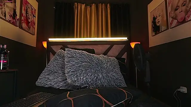 alicetaylor 1 online show from March 12, 2026, 10:36 pm