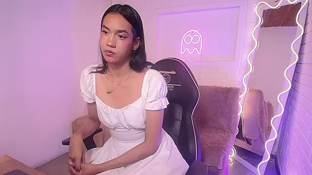 artemiss tay online show from November 2, 2025, 11:37 am