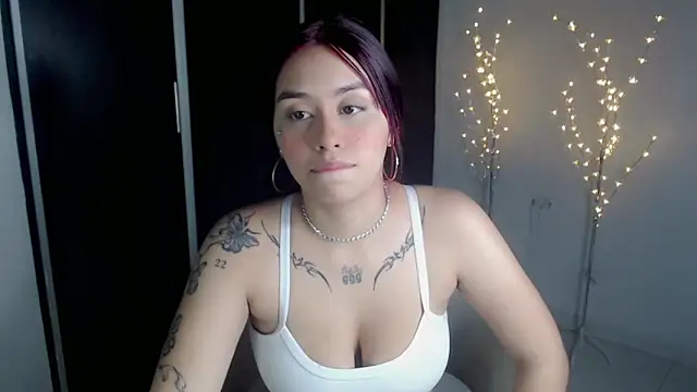 Darlyn big online show from November 25, 2025, 12:00 am