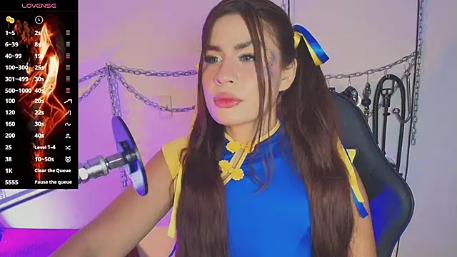Amyyslave online show from May 18, 2026, 3:06 am