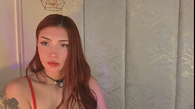 Snapshot of maddy1y_ chatting on April 29, 2026, 12:42 pm maddy1y online show from April 29, 2026, 12:42 pm