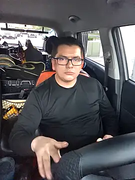 lucho8690 online show from January 9, 2026, 10:39 pm