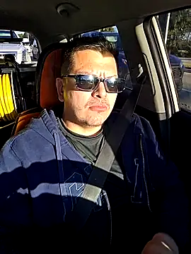 lucho8690 online show from February 24, 2026, 10:21 pm