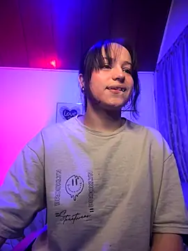 Eymmy 24 online show from November 8, 2025, 2:48 am