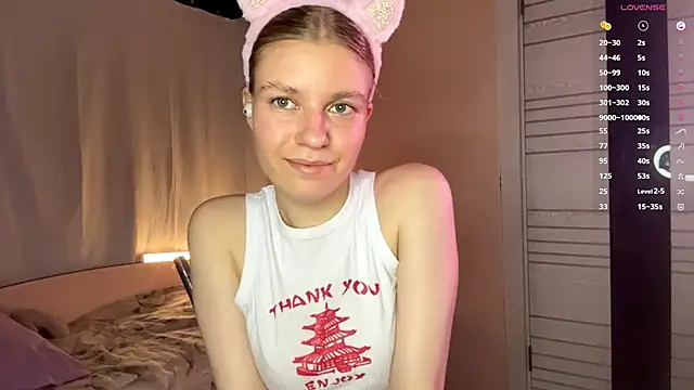 Snapshot of MaryjaneSpider chatting on October 24, 2025, 6:40 pm MaryjaneSpider online show from October 24, 2025, 6:40 pm