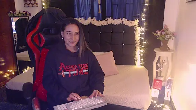 Sofia-mel online show from October 11, 2025, 9:49 pm