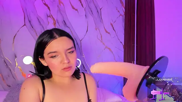 alicecute77 online show from December 19, 2025, 2:30 pm