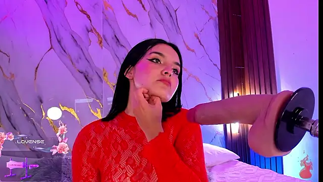 alicecute77 online show from March 15, 2026, 2:29 am