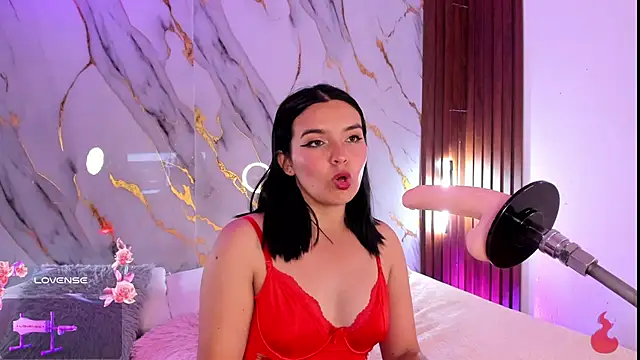 alicecute77 online show from March 2, 2026, 2:23 am