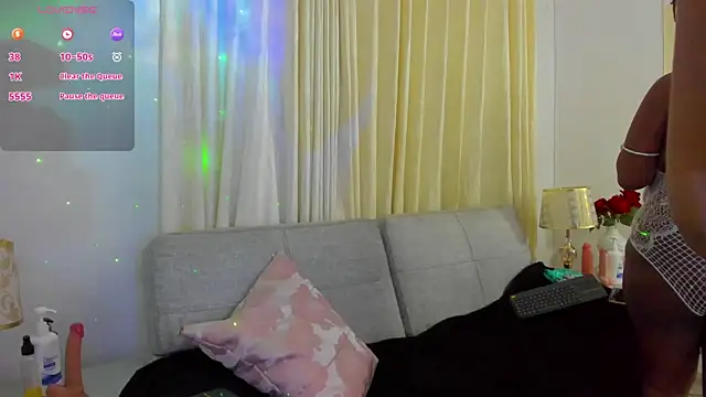Snapshot of AdyJules chatting on September 25, 2025, 12:11 pm AdyJules online show from September 25, 2025, 12:11 pm
