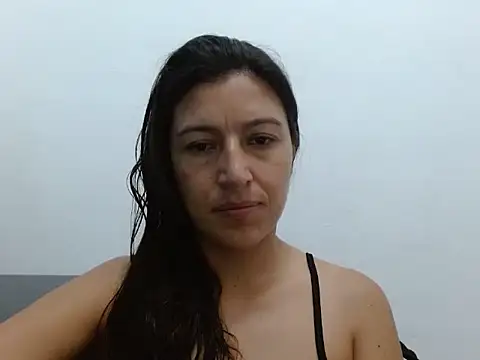 Snapshot of SarahFriendly chatting on March 24, 2026, 11:43 am SarahFriendly online show from March 24, 2026, 11:43 am
