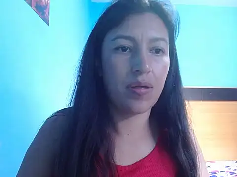 Snapshot of SarahFriendly chatting on April 7, 2026, 9:27 pm SarahFriendly online show from April 7, 2026, 9:27 pm