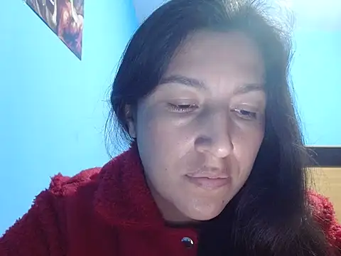 Snapshot of SarahFriendly chatting on April 15, 2026, 10:10 pm SarahFriendly online show from April 15, 2026, 10:10 pm