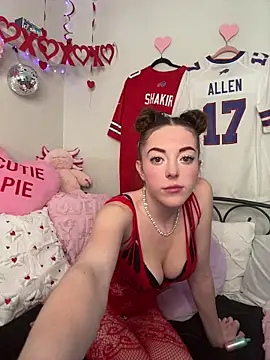 Snapshot of babygingerboo chatting on February 4, 2026, 10:32 am babygingerboo online show from February 4, 2026, 10:32 am