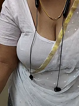 tami lavanya online show from July 26, 2026, 11:17 am