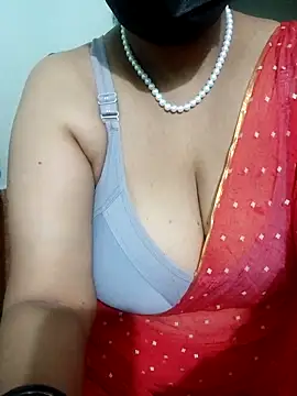 Snapshot of tami_lavanya chatting on May 8, 2026, 1:26 pm tami lavanya online show from May 8, 2026, 1:26 pm