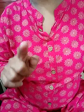 Snapshot of tami_lavanya chatting on September 11, 2025, 4:01 am tami lavanya online show from September 11, 2025, 4:01 am