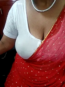 Snapshot of tami_lavanya chatting on September 10, 2025, 7:07 am tami lavanya online show from September 10, 2025, 7:07 am