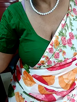 Snapshot of tami_lavanya chatting on September 21, 2025, 1:44 am tami lavanya online show from September 21, 2025, 1:44 am