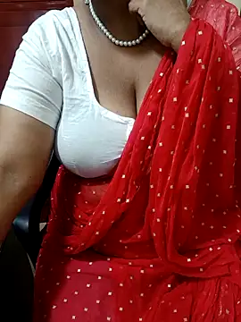 Snapshot of tami_lavanya chatting on September 13, 2025, 4:23 am tami lavanya online show from September 13, 2025, 4:23 am