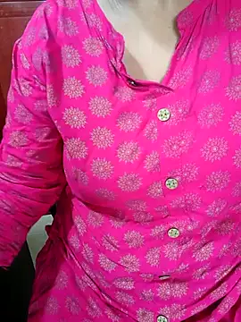 Snapshot of tami_lavanya chatting on September 30, 2025, 4:29 am tami lavanya online show from September 30, 2025, 4:29 am