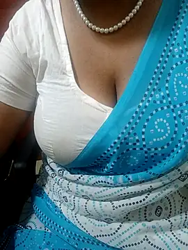 Snapshot of tami_lavanya chatting on September 22, 2025, 4:46 pm tami lavanya online show from September 22, 2025, 4:46 pm