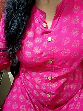 Snapshot of tami_lavanya chatting on September 15, 2025, 9:54 am tami lavanya online show from September 15, 2025, 9:54 am