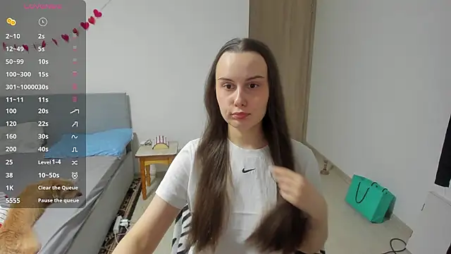 Snapshot of Kelly_Cartier chatting on February 19, 2026, 5:43 pm Kelly Cartier online show from February 19, 2026, 5:43 pm