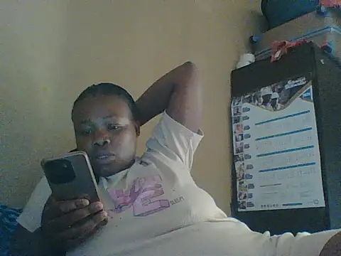 chocolateboobs92 online show from October 30, 2025, 8:56 am