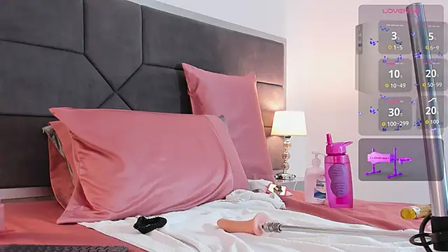 violeta 7u7 online show from November 13, 2025, 2:21 pm