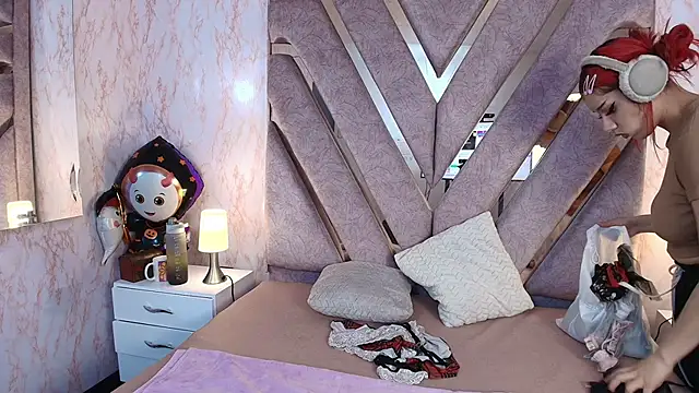 KatherineMurfiphi online show from October 29, 2025, 3:49 am