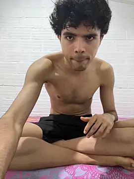 Axel-Mejia online show from October 11, 2025, 3:35 pm