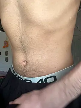 Snapshot of Axel-Mejia chatting on July 7, 2026, 3:15 pm Axel-Mejia online show from July 7, 2026, 3:15 pm