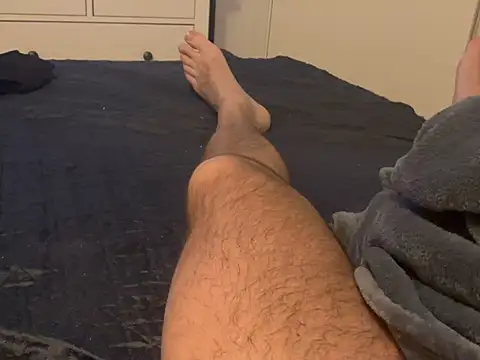 Snapshot of Bacoboy45 chatting on February 5, 2026, 9:54 pm Bacoboy45 online show from February 5, 2026, 9:54 pm