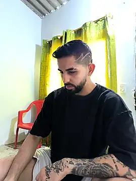 giannis090 online show from January 14, 2026, 8:56 pm