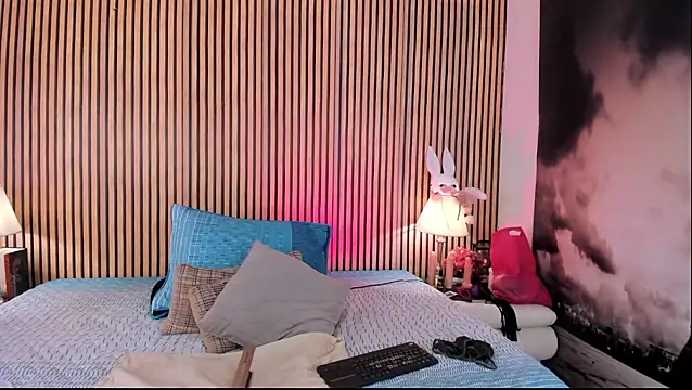 keeyla stone online show from February 7, 2026, 1:24 am