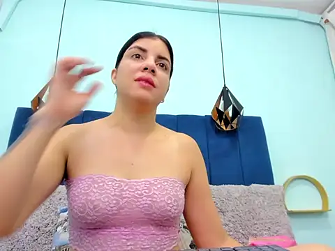 Snapshot of sweet_klem_19 chatting on January 15, 2026, 12:58 am sweet klem 19 online show from January 15, 2026, 12:58 am