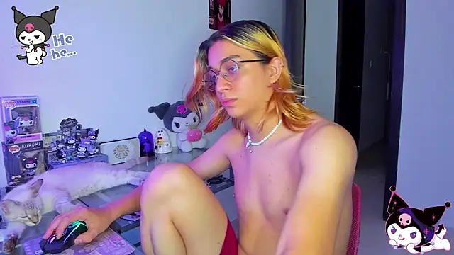 KeitaMoon online show from October 18, 2025, 10:01 pm