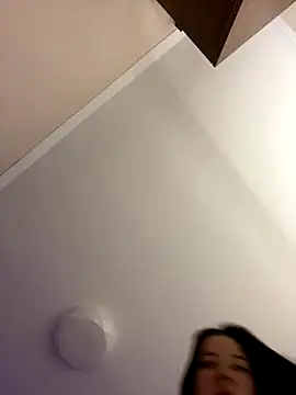 Candy Foxxxy  online show from November 13, 2025, 3:16 pm