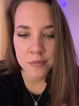 Candy Foxxxy  online show from November 5, 2025, 10:40 am