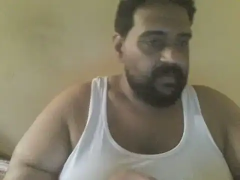 Snapshot of elpoop7305 chatting on July 17, 2026, 8:44 am elpoop7305 online show from July 17, 2026, 8:44 am