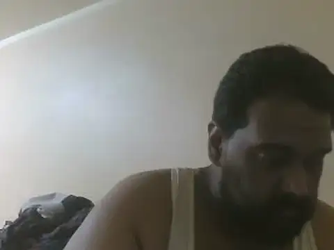 elpoop7305 online show from May 1, 2026, 9:20 pm