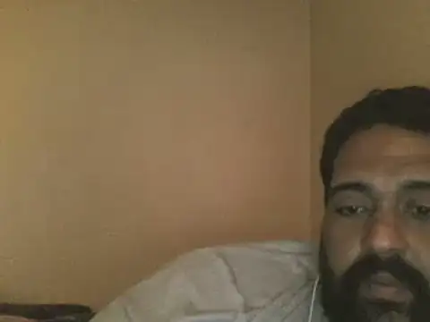 Snapshot of elpoop7305 chatting on March 15, 2026, 8:43 am elpoop7305 online show from March 15, 2026, 8:43 am