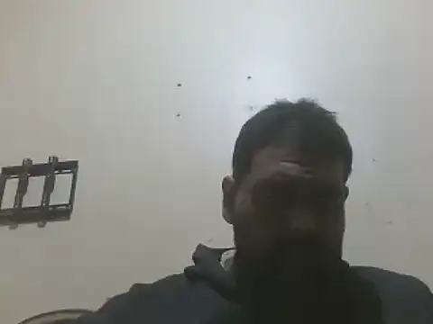 Snapshot of elpoop7305 chatting on February 3, 2026, 10:48 pm elpoop7305 online show from February 3, 2026, 10:48 pm