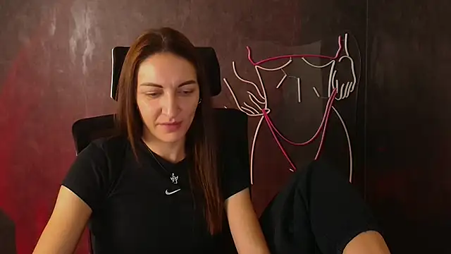 Snapshot of Aurora_Loveu chatting on October 12, 2025, 6:53 pm Aurora Loveu online show from October 12, 2025, 6:53 pm