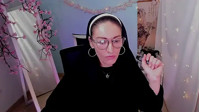 Aurora Loveu online show from April 23, 2026, 1:57 pm