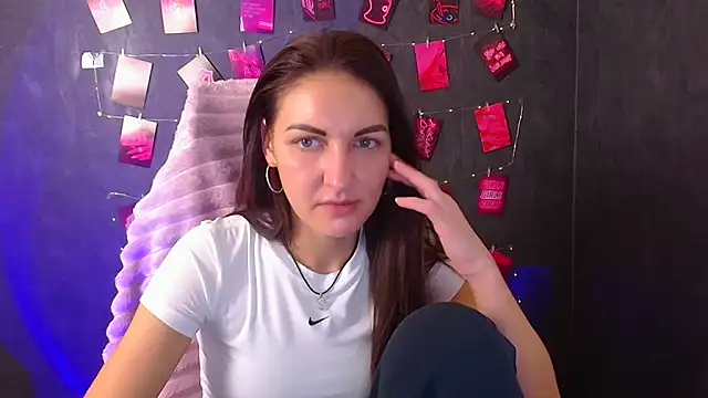 Snapshot of Aurora_Loveu chatting on November 29, 2025, 7:47 pm Aurora Loveu online show from November 29, 2025, 7:47 pm