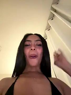 Snapshot of yasmingarcia chatting on November 19, 2025, 11:49 pm yasmingarcia online show from November 19, 2025, 11:49 pm